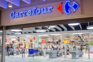Carrefour, accordo su organizzazione