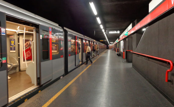 Milano_metropolitana_Villa_San_Giovanni