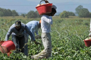 Lecco, Anolf presenta «Racconti di schivitù»